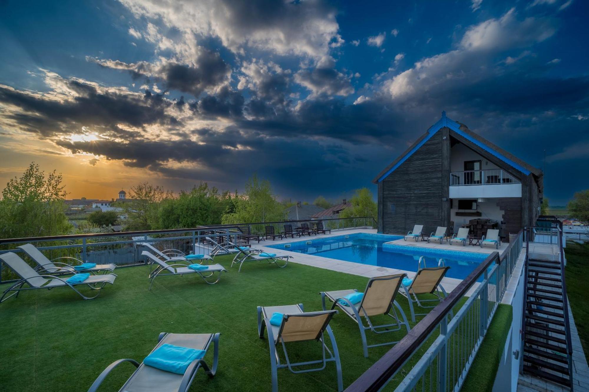 Delta Boutique & Carmen Silva Resort Crisan (Tulcea) Exterior foto